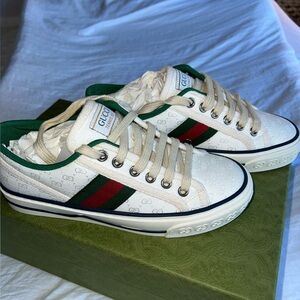 Woman’s Gucci Tennis Sneakers